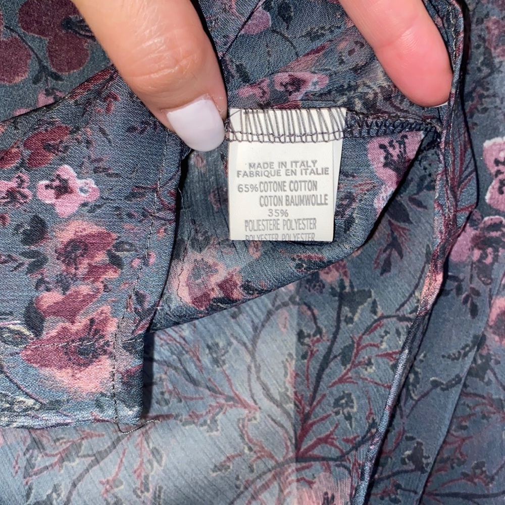 Brandy Melville | Floral Button-Up - Picture 5 of 5